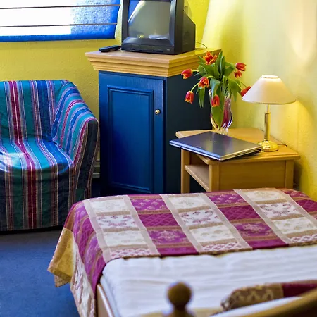 Rehberge Mitte Hotel 2*