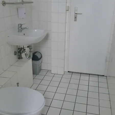 Hotel Rehberge Mitte 2*