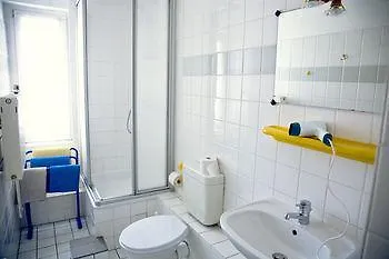 Hotel Rehberge Mitte 2*