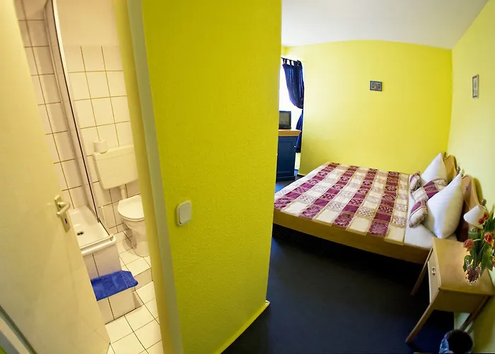 Rehberge Mitte 2* برلين