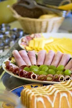 Rehberge Mitte 호텔 2*