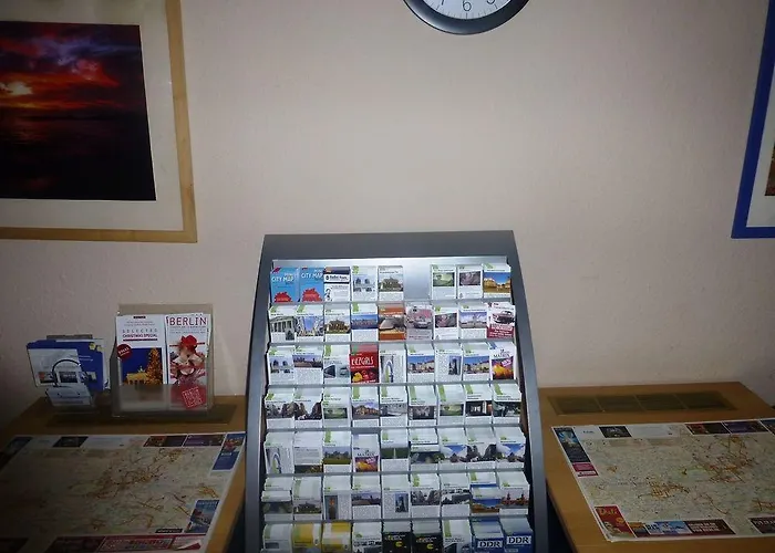 Rehberge Mitte Hotel 2*